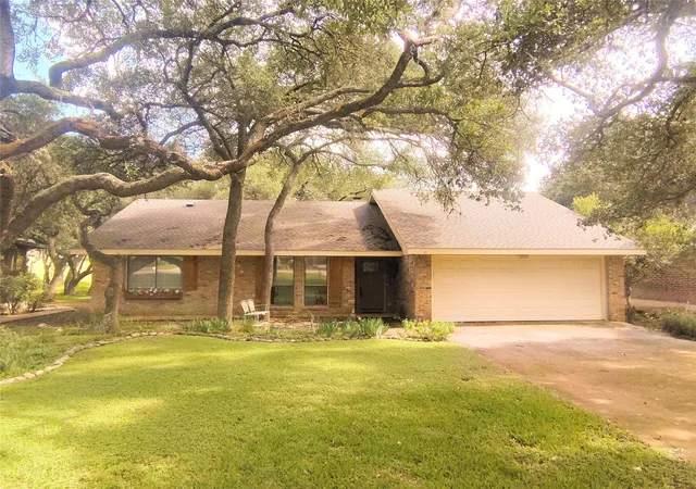 Homes for sale in Wimberley, TX | 158 Augusta Dr, Wimberley, TX 78676 | MLS# 3215753