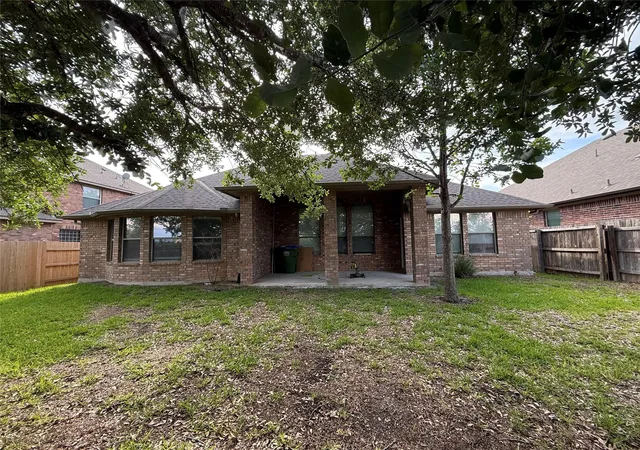 2nd image of 11633 Sun Glass Dr, Manor, TX 78653 | MLS# 6848950