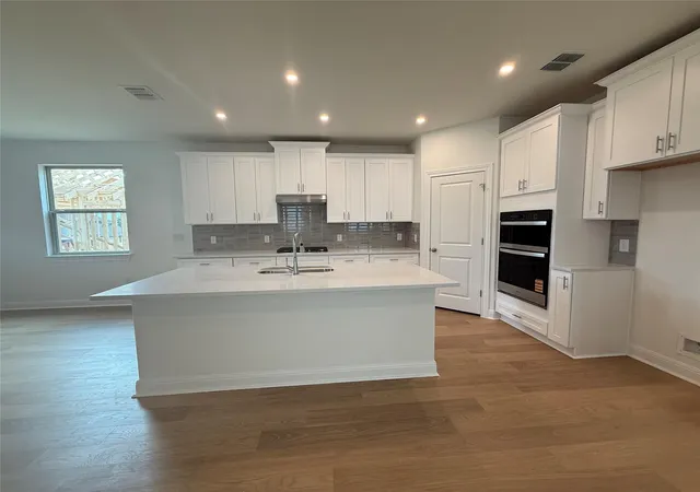 Photo 3 of Single family home for sale at 132 Tenny Ln, Kyle, TX 78640 | MLS# 8450939 | Listing updated on 2026-10-09