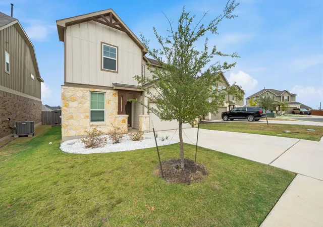 Photo 2 of Single family home for sale at 499 Tree Nut Loop, Buda, TX 78610 | MLS# 9111735 | Listing updated on 2026-10-09