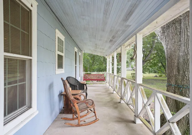3rd image of 1320 W San Antonio St, Lockhart, TX 78644 | MLS# 8706622