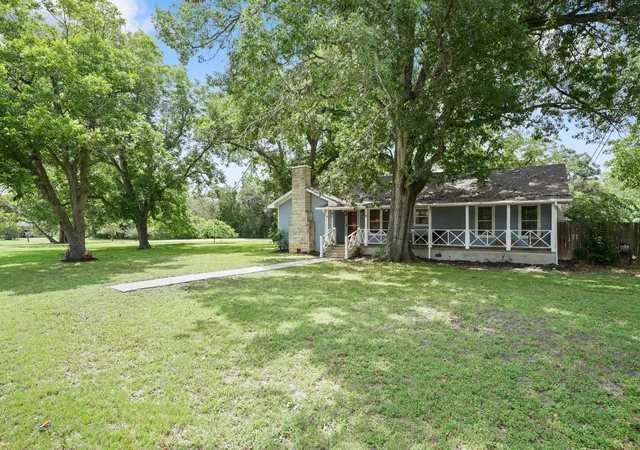 5th image of 1320 W San Antonio St, Lockhart, TX 78644 | MLS# 8706622