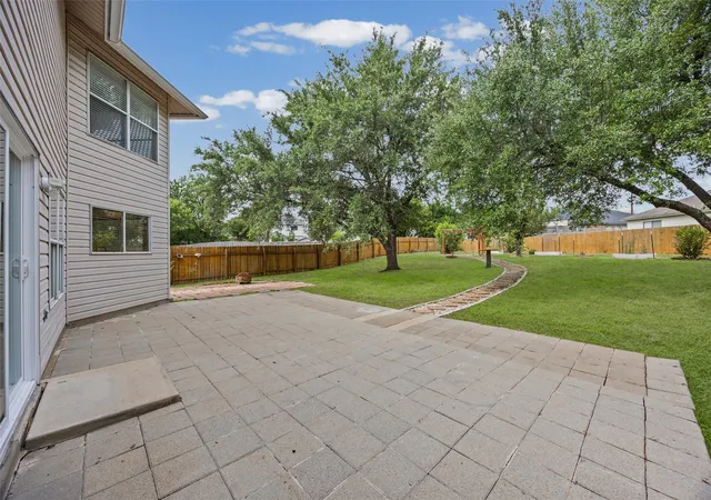 Photo 3 of Single family home for sale at 805 Catumet Dr, Pflugerville, TX 78660 | MLS# 4631284 | Listing updated on 2026-09-24