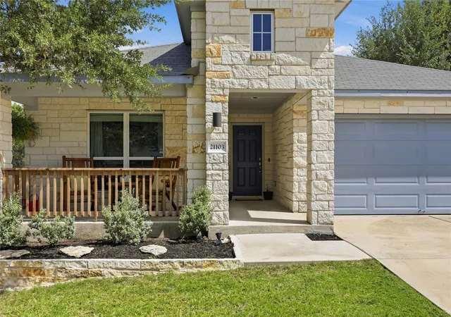 Photo 3 of Sale Pending at 21103 Winslow Cv, Lago Vista, TX 78645 | MLS# 5499175 | Listing updated on 2026-09-23