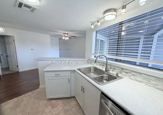 4th image of 2500 Burleson Rd #713, Austin, TX 78741 | MLS# 4919081