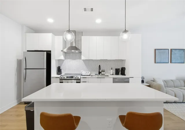1st image of 2500 Longview St, Austin, TX 78705