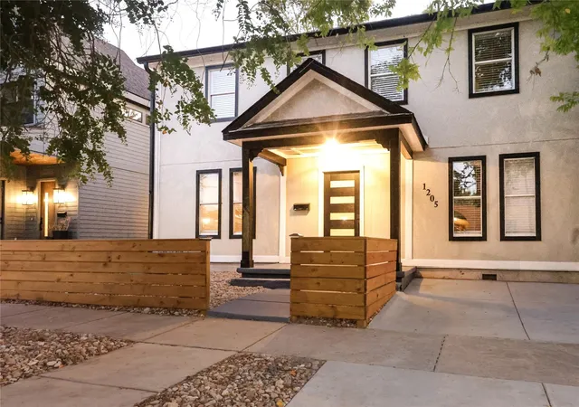 Photo 1 of Single family home for sale at 1205 E 9th Street, Austin, TX 78702 | MLS# 8704011 | Listing updated on 2026-10-21
