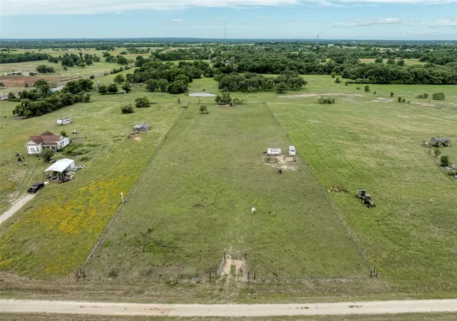 Homes for sale in Lexington, TX | 921 9Th St, Lexington, TX 78947 | MLS# 2073849
