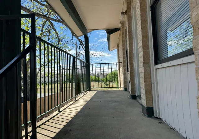 4th image of 1624 Aquarena Springs Dr, San Marcos, TX 78666