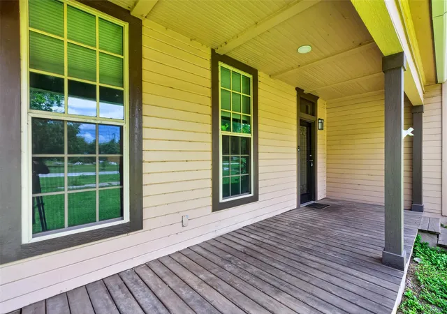 2nd image of 529 W Clark St, Bartlett, TX 76511 | MLS# 4699954