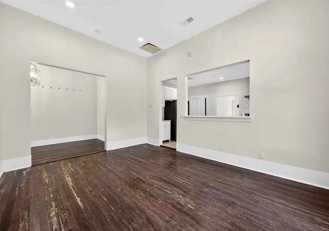 5th image of 529 W Clark St, Bartlett, TX 76511 | MLS# 4699954