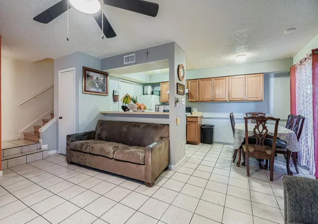 Listing Photo 3 - Condo for sale in building located at 5803 Cougar Dr, Austin, TX 78745