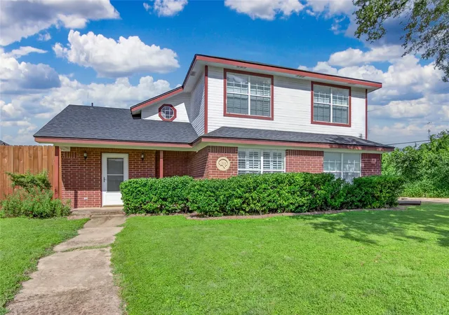 Homes for sale in Florence, TX | 311 College Ave, Florence, TX 76527 | MLS# 2134275