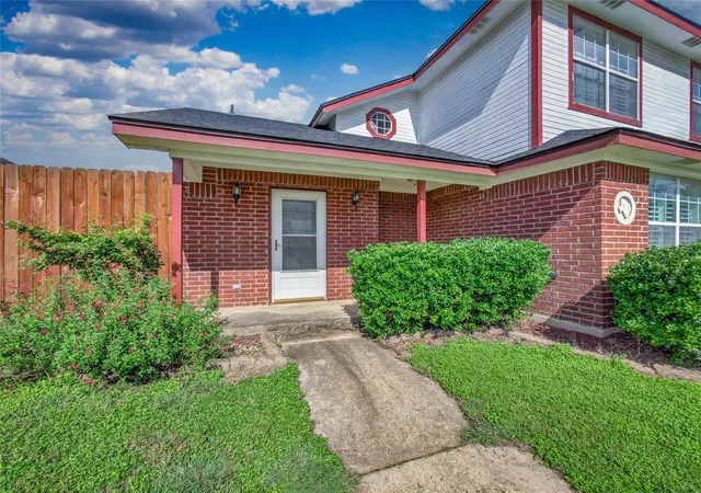 Homes for sale in Florence, TX | 311 College Ave, Florence, TX 76527 | MLS# 2134275