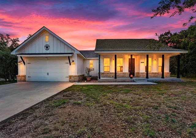 Photo 1 of Sale Pending at 1619 Scenic View Dr, Canyon Lake, TX 78133 | MLS# 5065535 | Listing updated on 2026-08-28