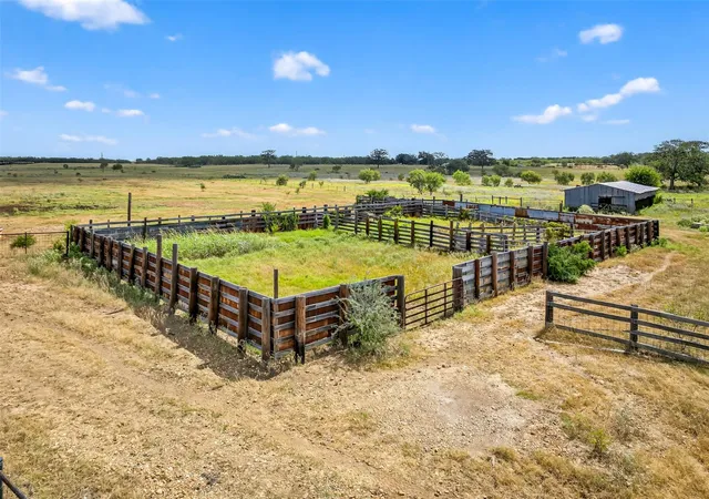 Homes for sale in Leesville, TX | Tbd Hwy 80, Leesville, TX 78122 | MLS# 2472822