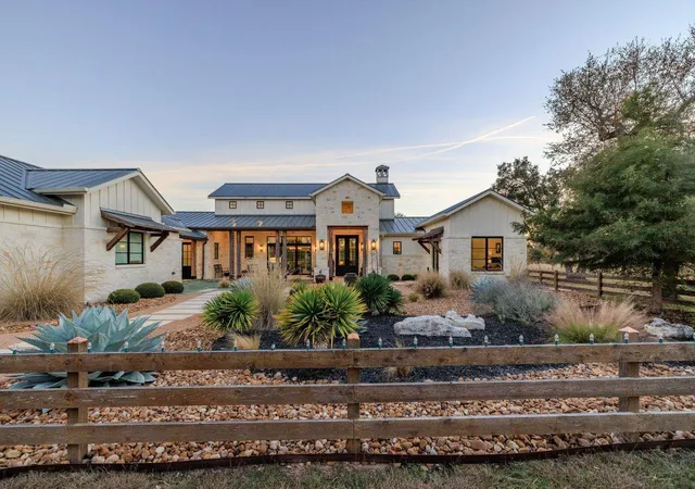 Homes for sale in Fredericksburg, TX | 176 Inspiration Loop, Fredericksburg, TX 78624 | MLS# 9397260