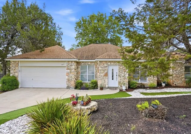 5th image of 267 Mooring Cir, Lakeway, TX 78734 | MLS# 2604967