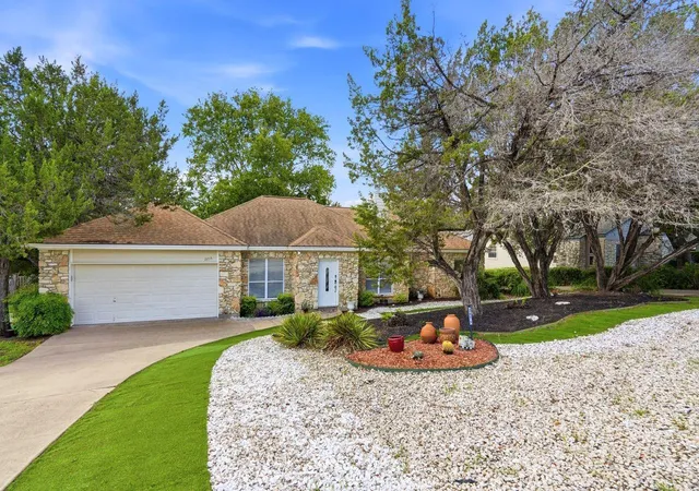 20th image of 267 Mooring Cir, Lakeway, TX 78734 | MLS# 2604967