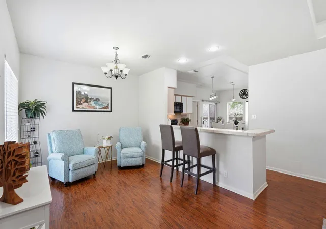 3rd image of 267 Mooring Cir, Lakeway, TX 78734 | MLS# 2604967