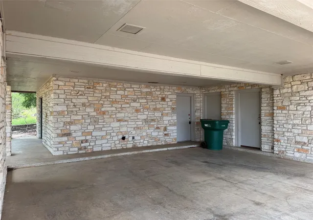 Homes for sale in Horseshoe Bay, TX | 808 Ox Bow, Horseshoe Bay, TX 78657 | MLS# 2681373