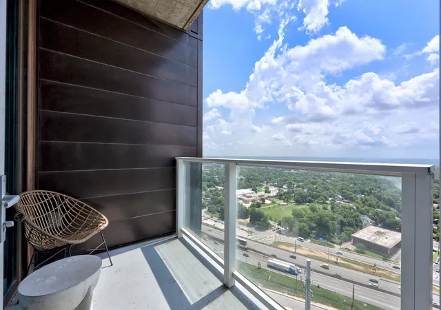 2nd image of 48 East Ave #3006, Austin, TX 78701 | MLS# 2522653