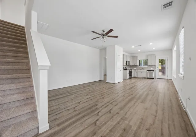3rd image of 356 Fieldwood Dr #C, Buda, TX 78610 | MLS# 7805628
