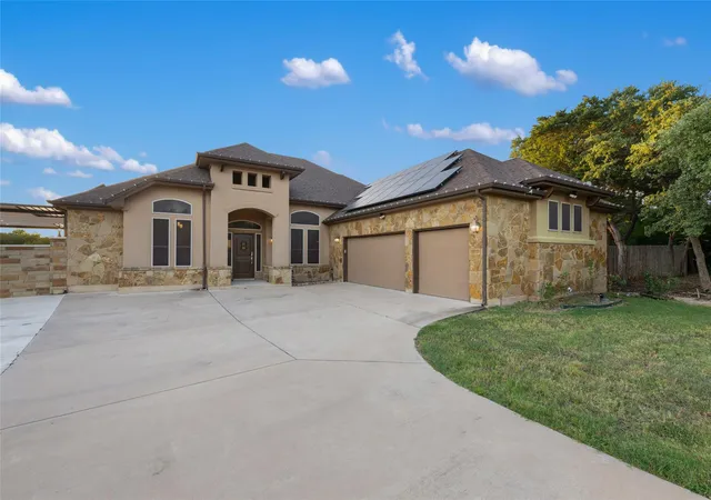 Photo 1 of Single family home for sale at 321 Sarahs Ln, Liberty Hill, TX 78642 | MLS# 4888151 | Listing updated on 2026-08-26