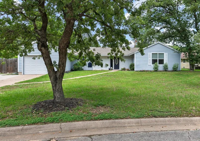 Homes for sale in Rockdale, TX | 508 San Jacinto Dr, Rockdale, TX 76567 | MLS# 5587214