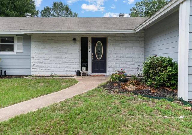 Homes for sale in Rockdale, TX | 508 San Jacinto Dr, Rockdale, TX 76567 | MLS# 5587214