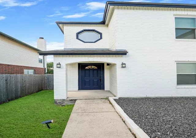 3rd image of 1916 Marysol Trl, Cedar Park, TX 78613 | MLS# 3328294