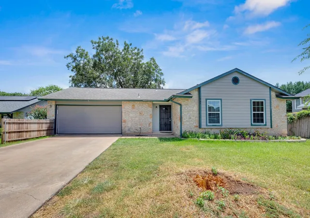 Photo 3 of Single family home for sale at 607 Garden Path Cv, Round Rock, TX 78664 | MLS# 2720598 | Listing updated on 2026-06-10