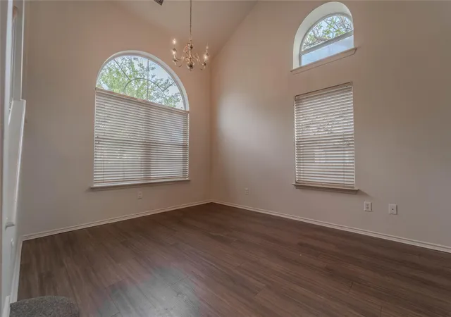 Photo 4 of Single family home for sale at 17303 Orwell Ln, Round Rock, TX 78664 | MLS# 4349574 | Listing updated on 2026-09-01