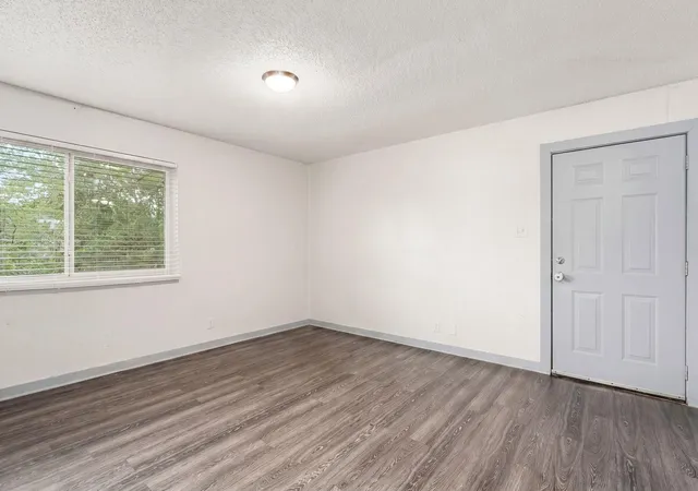 5th image of 2406 Bucks Run, Austin, TX 78744 | MLS# 6204758