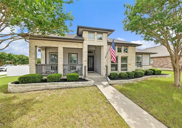 2nd image of 821 Bryce Cyn, Pflugerville, TX 78660 | MLS# 9727954