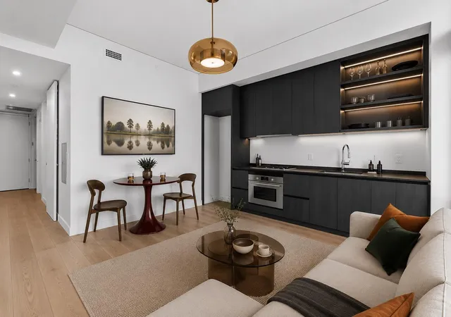 Photo 3 of Condo for sale at 610 Davis St #3001, Austin, TX 78701 | MLS# 6155529 | Listing updated on 2026-10-04