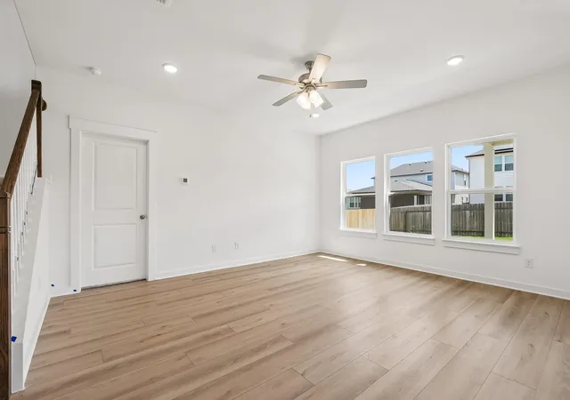 Photo 3 of Single family home for sale at 205 Red Wolf Dr, Jarrell, TX 76537 | MLS# 6094837 | Listing updated on 2026-10-26