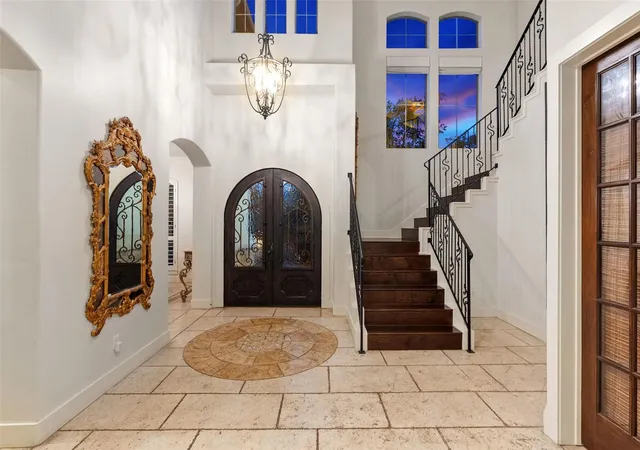 Photo 3 of Single family home for sale at 18 Hedgebrook Way, The Hills, TX 78738 | MLS# 5146383 | Listing updated on 2026-09-12