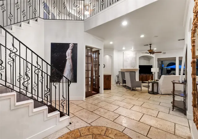 Photo 3 of Single family home for sale at 18 Hedgebrook Way, The Hills, TX 78738 | MLS# 5146383 | Listing updated on 2026-09-12