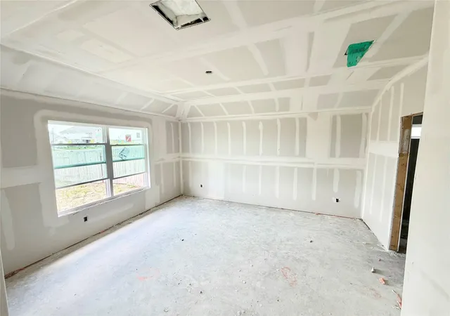 Photo 4 of Single family home for sale at 181 Oriole St, Kyle, TX 78640 | MLS# 7857492 | Listing updated on 2026-09-03