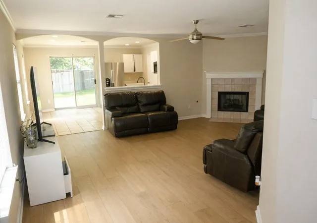 Photo 4 of Single family home for sale at 1810 Courtney Cv, Round Rock, TX 78664 | MLS# 6472656 | Listing updated on 2026-10-06