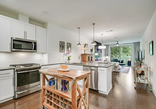 Photo 2 of Condo for sale at 2733 Dulce Ln #623, Austin, TX 78704 | MLS# 7761565 | Listing updated on 2026-09-15
