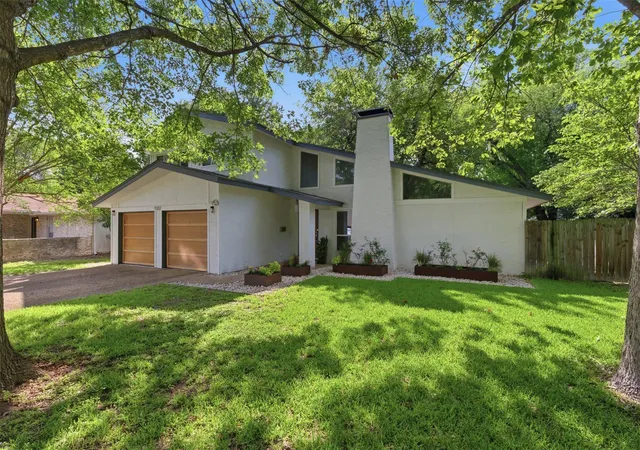 2nd image of 9202 Hunters Trce, Austin, TX 78758 | MLS# 8063104