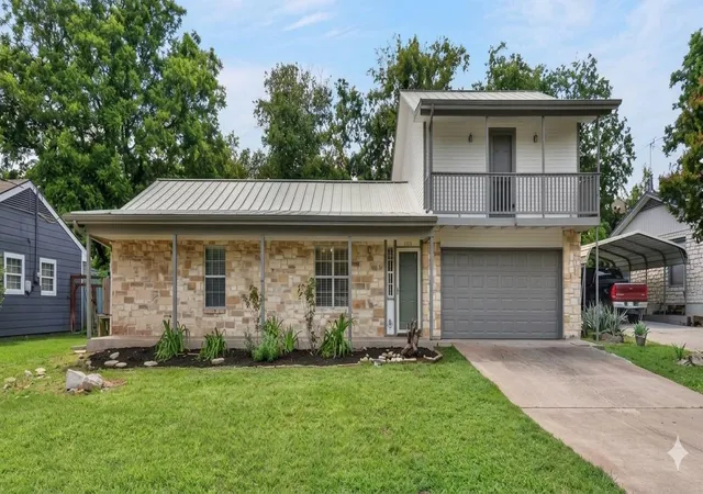 1st image of 1010 Louise St, Marble Falls, TX 78654 | MLS# 6879029