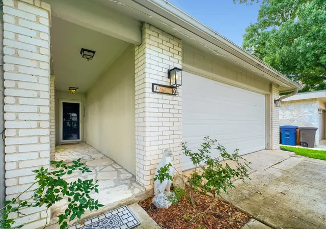Photo 4 of Single family home for sale at 14130 Queensway Way, San Antonio, TX 78217 | MLS# 8442445 | Listing updated on 2026-06-17