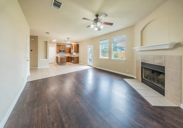 Photo 4 of Single family home for sale at 17525 Bridgefarmer Blvd, Pflugerville, TX 78660 | MLS# 3390536 | Listing updated on 2026-09-02