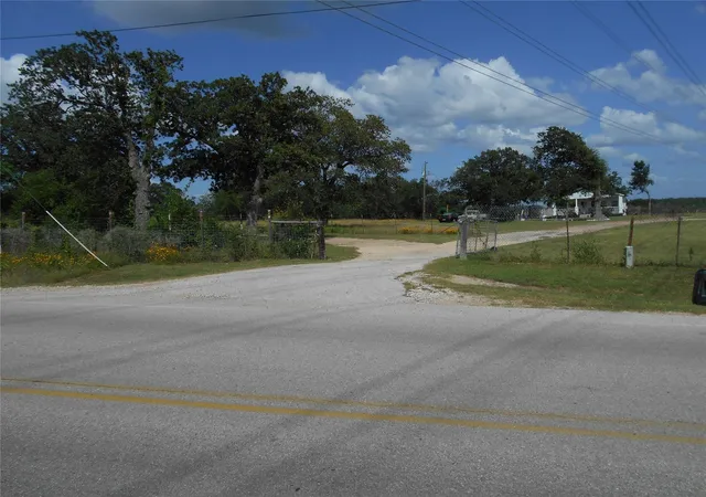 2nd image of 8001 Burleson Manor Rd, Manor, TX 78653 | MLS# 5249287