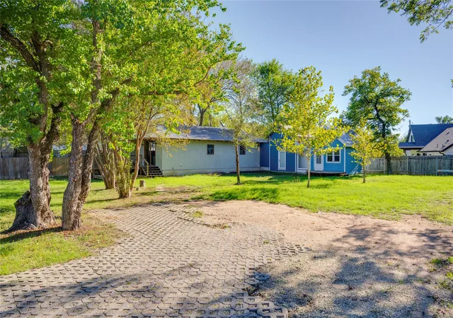 Photo 2 of Single family home for sale at 2713 Sweeney Ln, Austin, TX 78723 | MLS# 6197588 | Listing updated on 2026-08-16