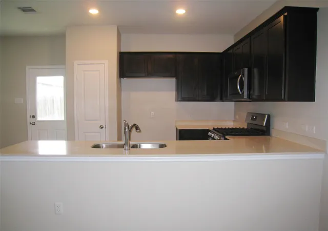 Photo 4 of Single family home for sale at 229 Geode Gln, Maxwell, TX 78656 | MLS# 6841841 | Listing updated on 2026-09-01