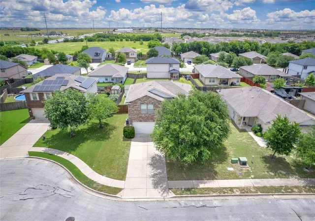 2nd image of 316 Lidell St, Hutto, TX 78634 | MLS# 6541989